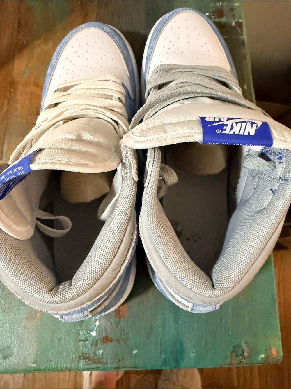 Air Jordan 1 Retro High OG GS Hyper Royal size 7Y - Picture 6 of 9